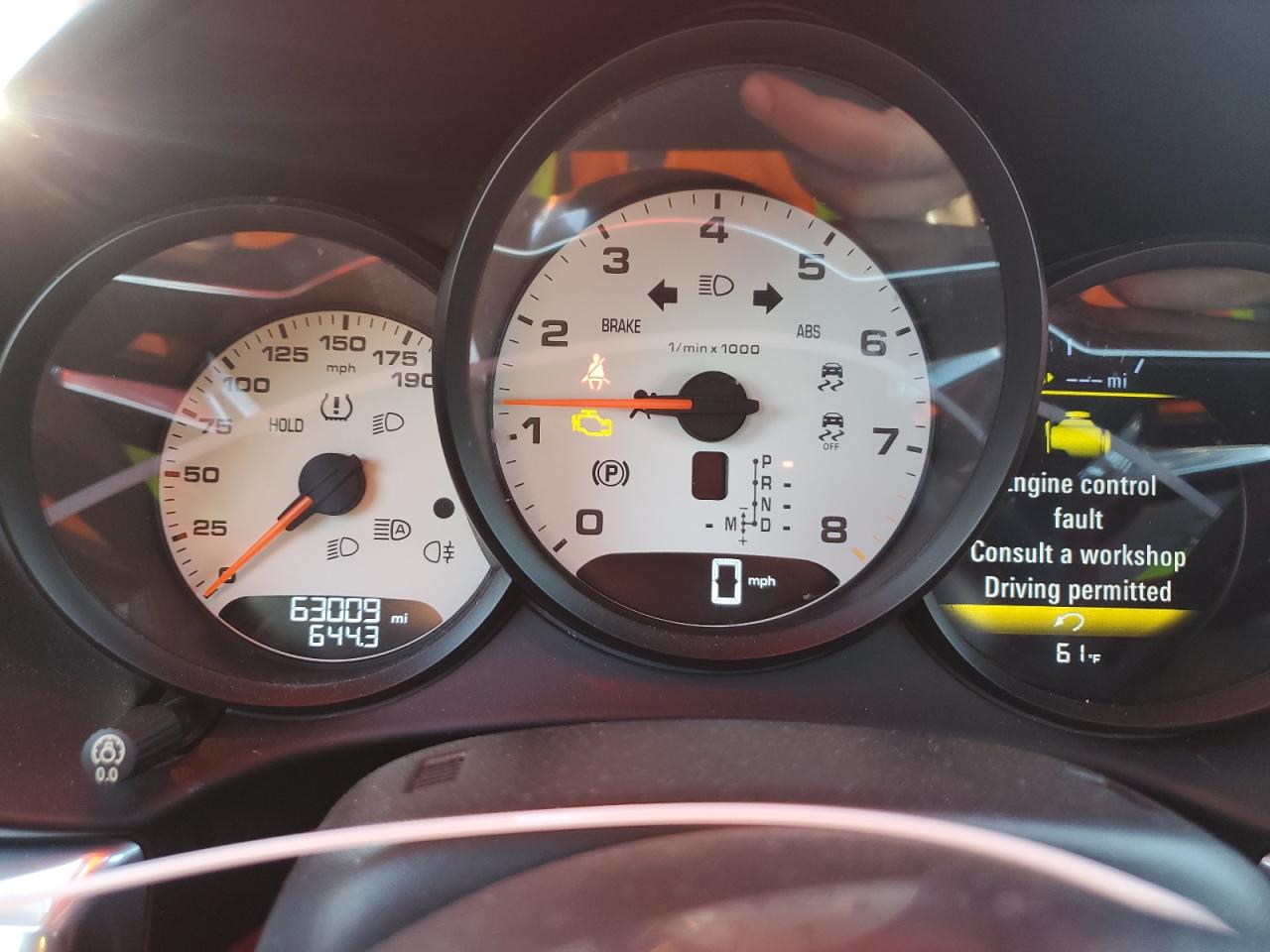2018 Porsche Cayman - Image 9