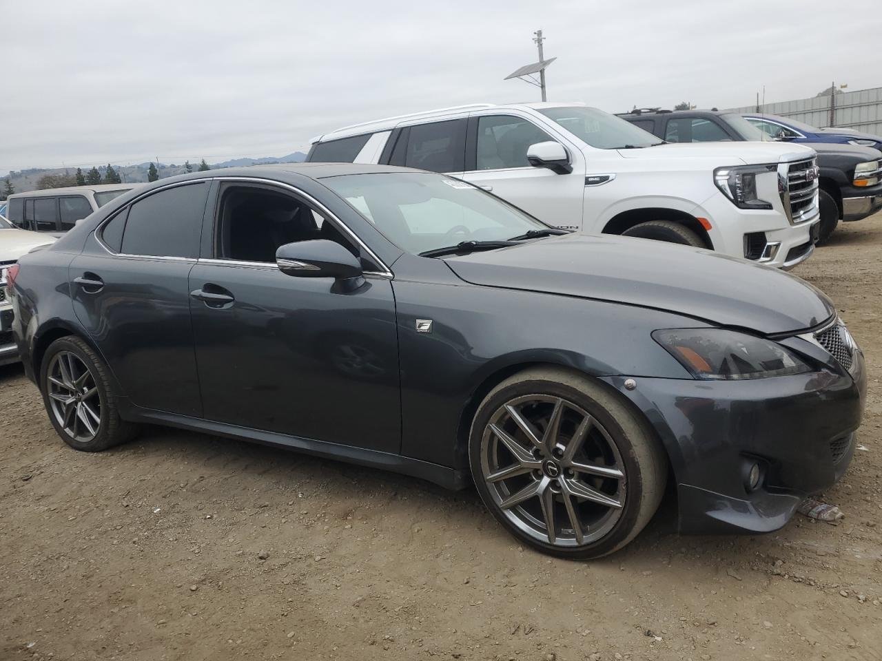 2011 Lexus IS - Image 4