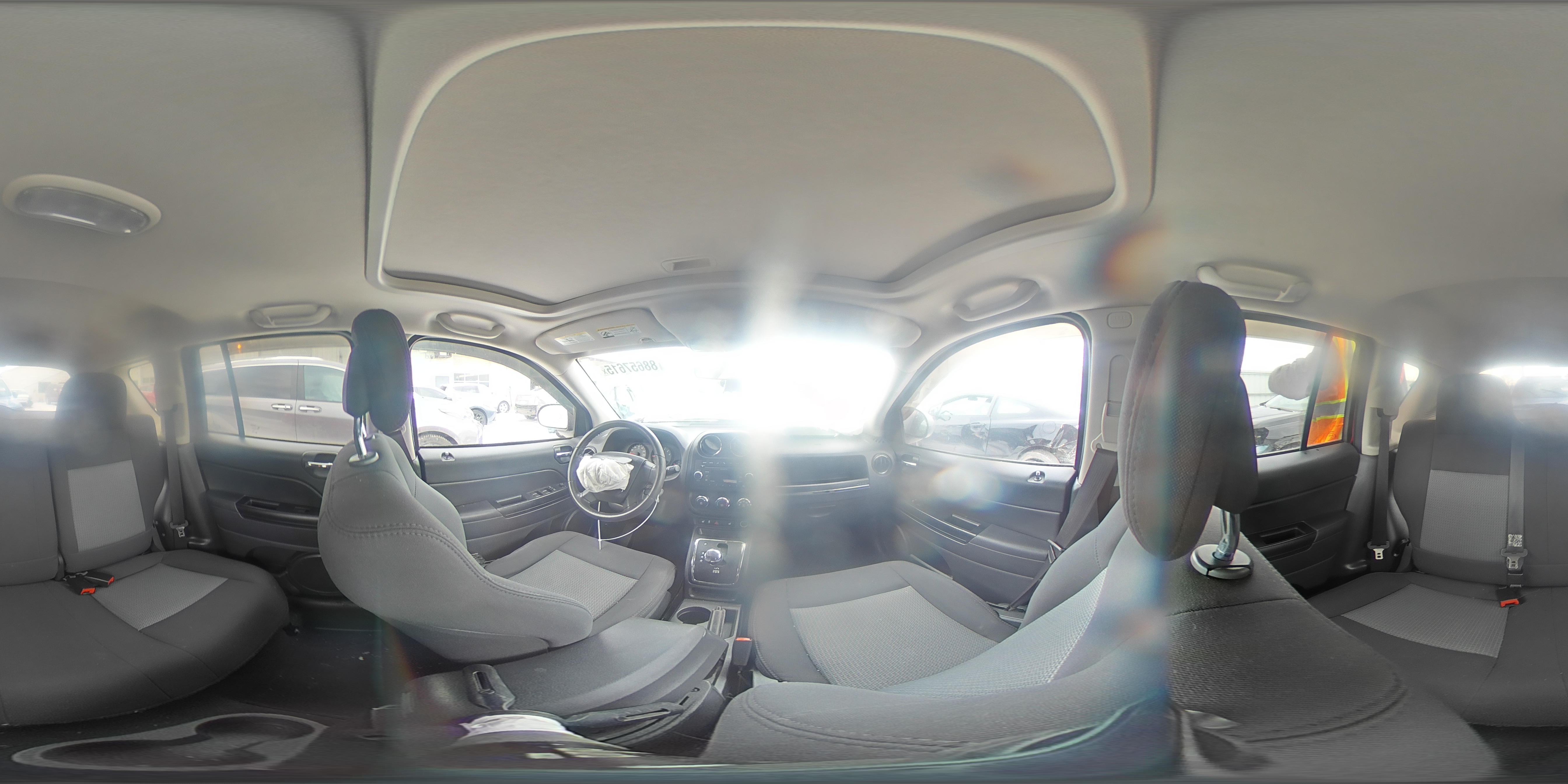 2010 Jeep Compass - Image 14