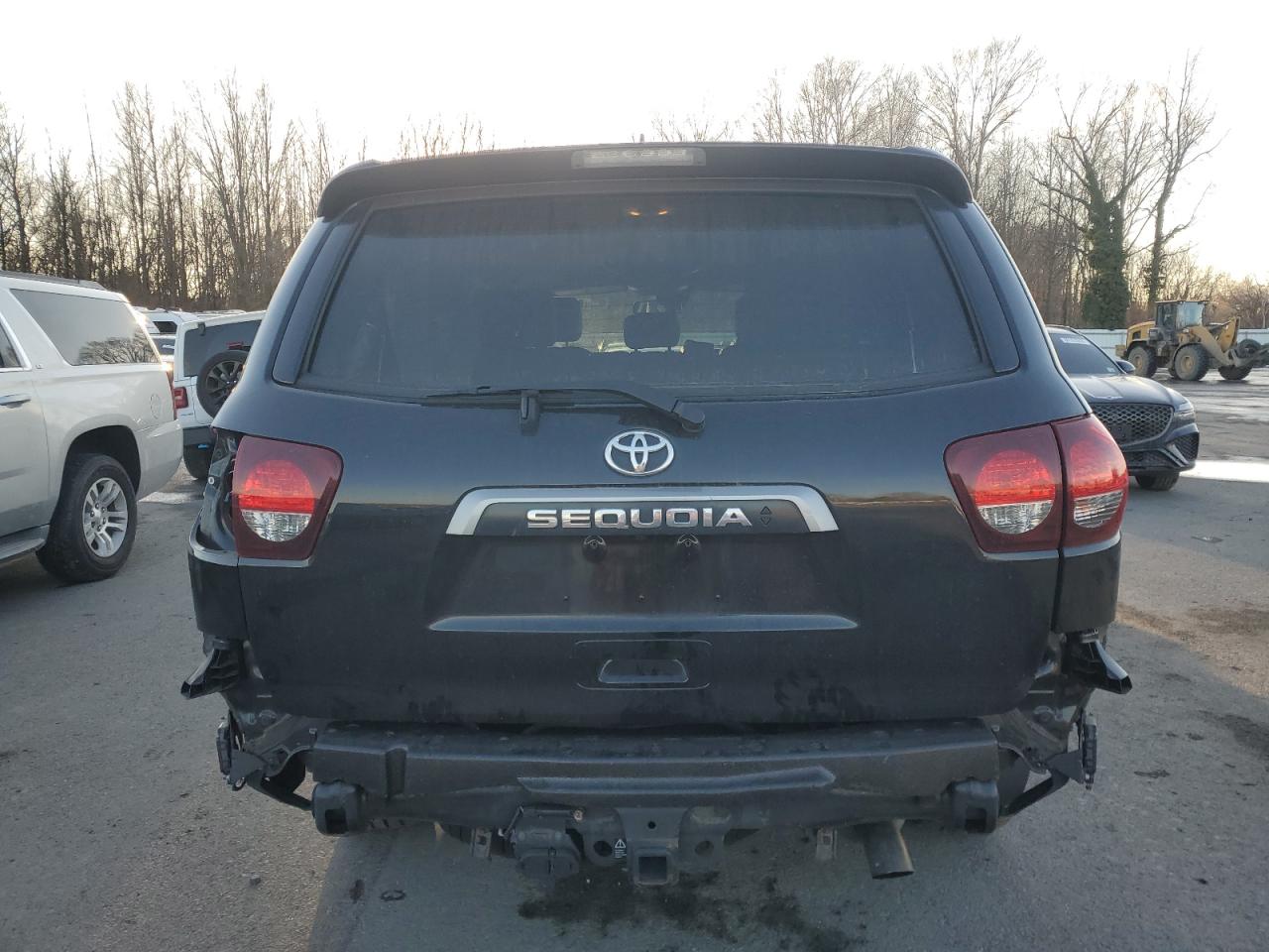 2020 Toyota Sequoia - Image 6