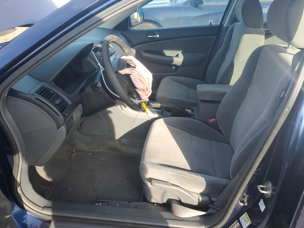 2005 Honda Accord - Image 7