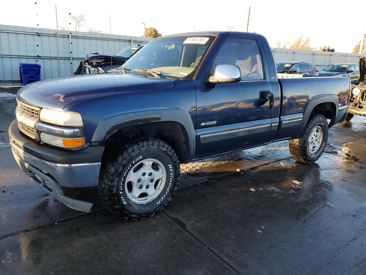 2000 Chevrolet Silverado - Image 1