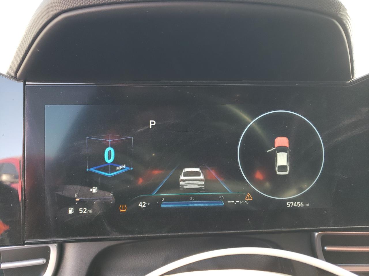 2023 Hyundai Elantra - Image 9