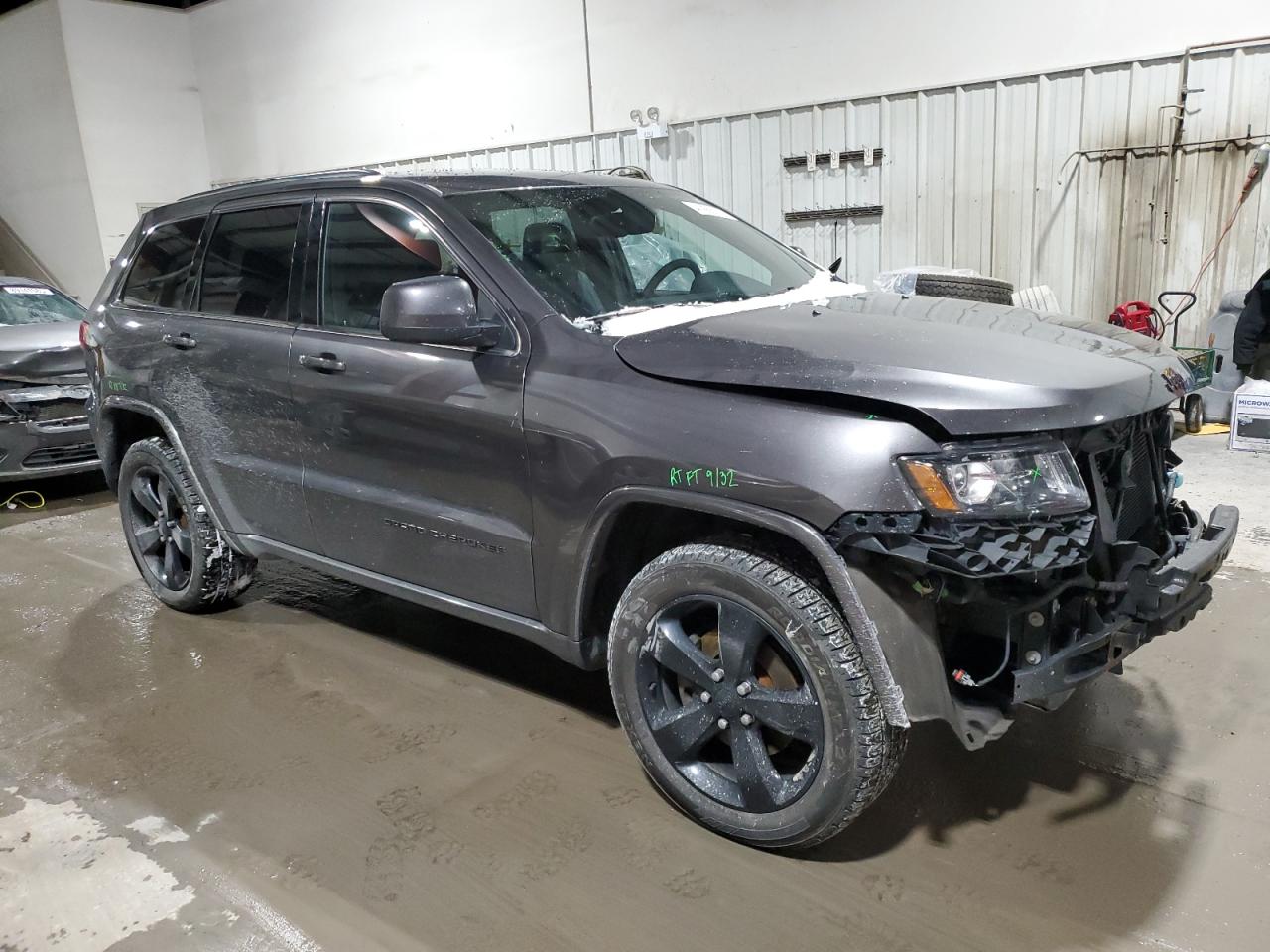 2015 Jeep Grand Cherokee - Image 4