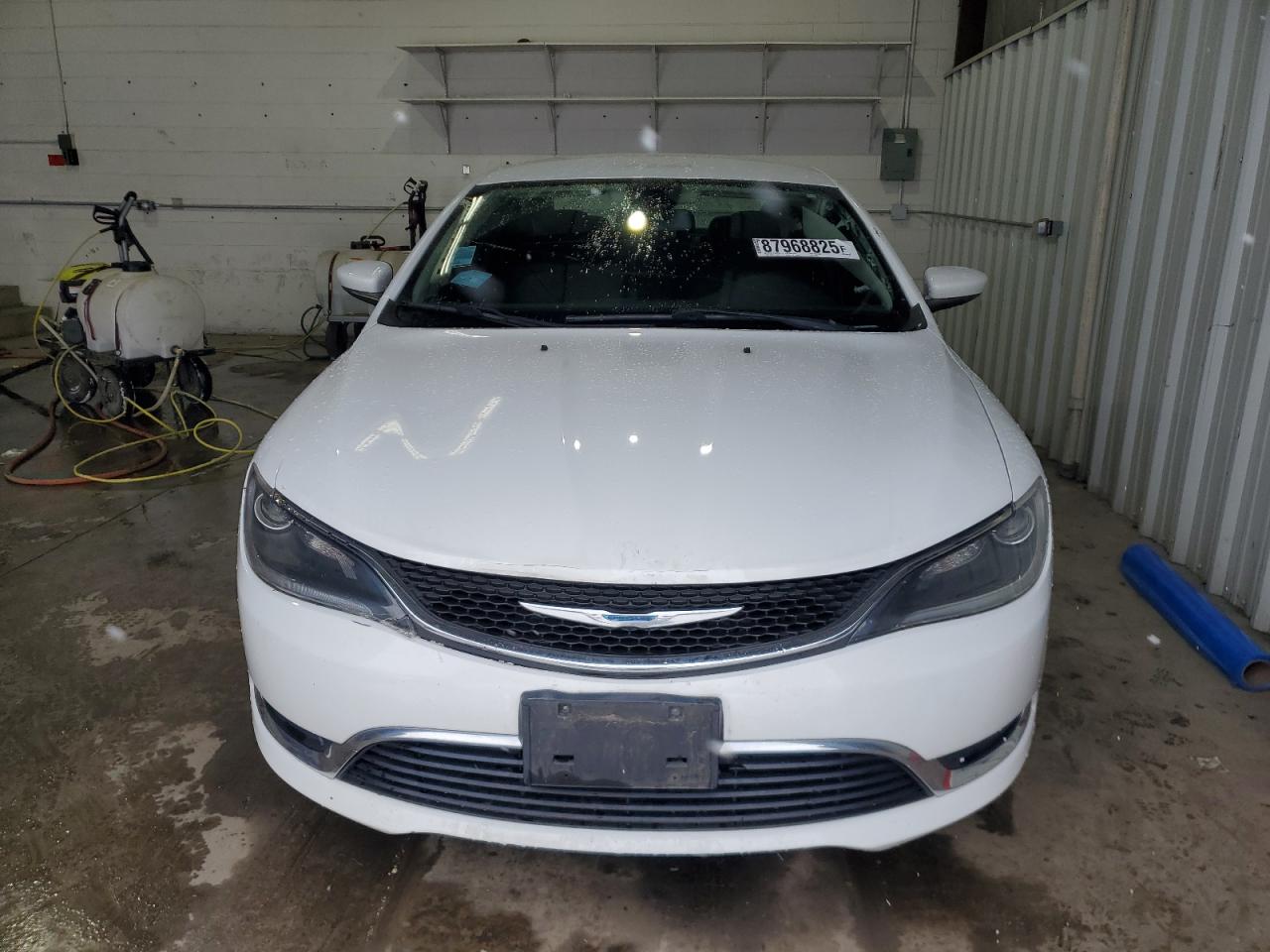 2016 Chrysler 200 - Image 5