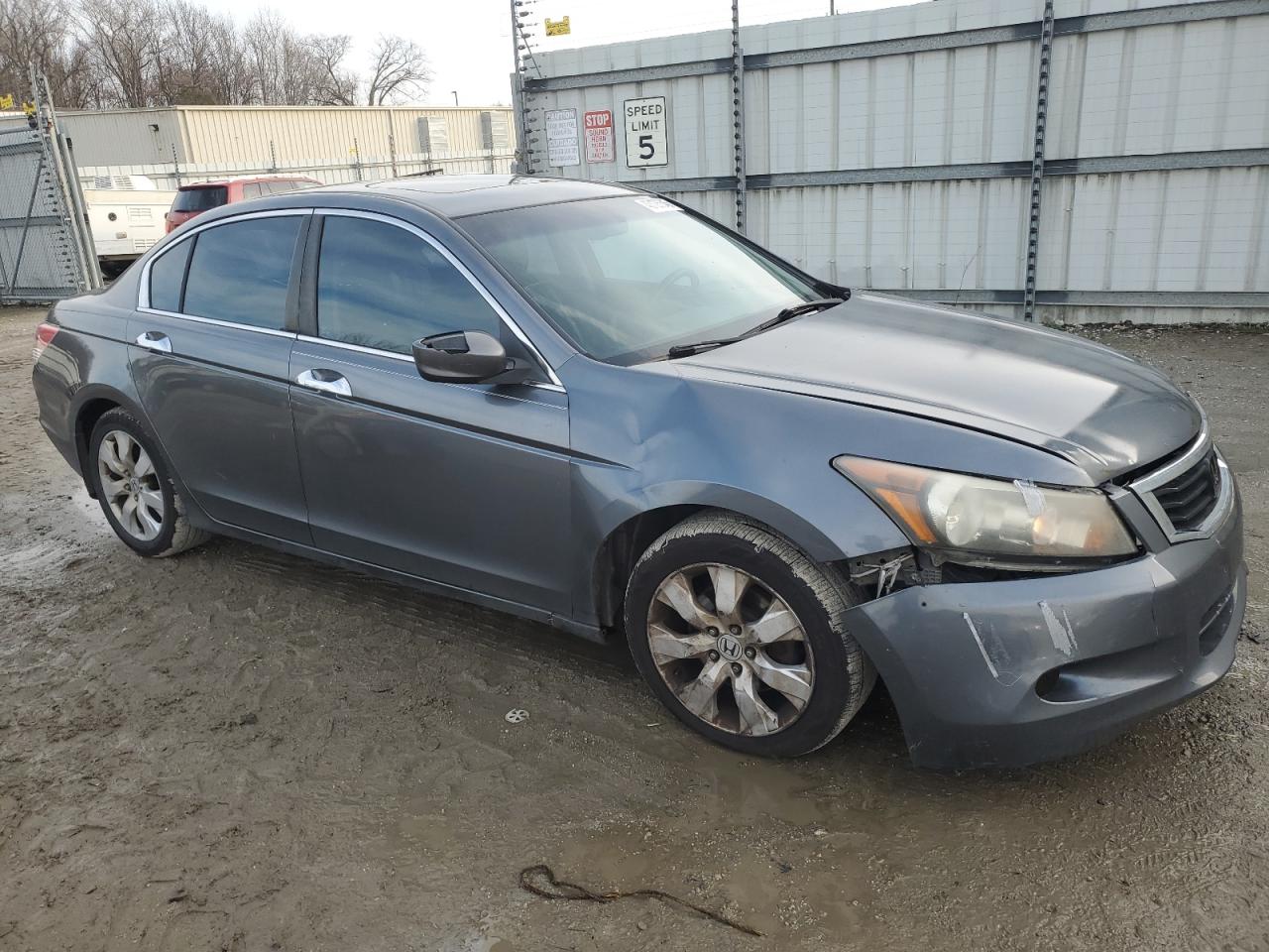 2009 Honda Accord - Image 4