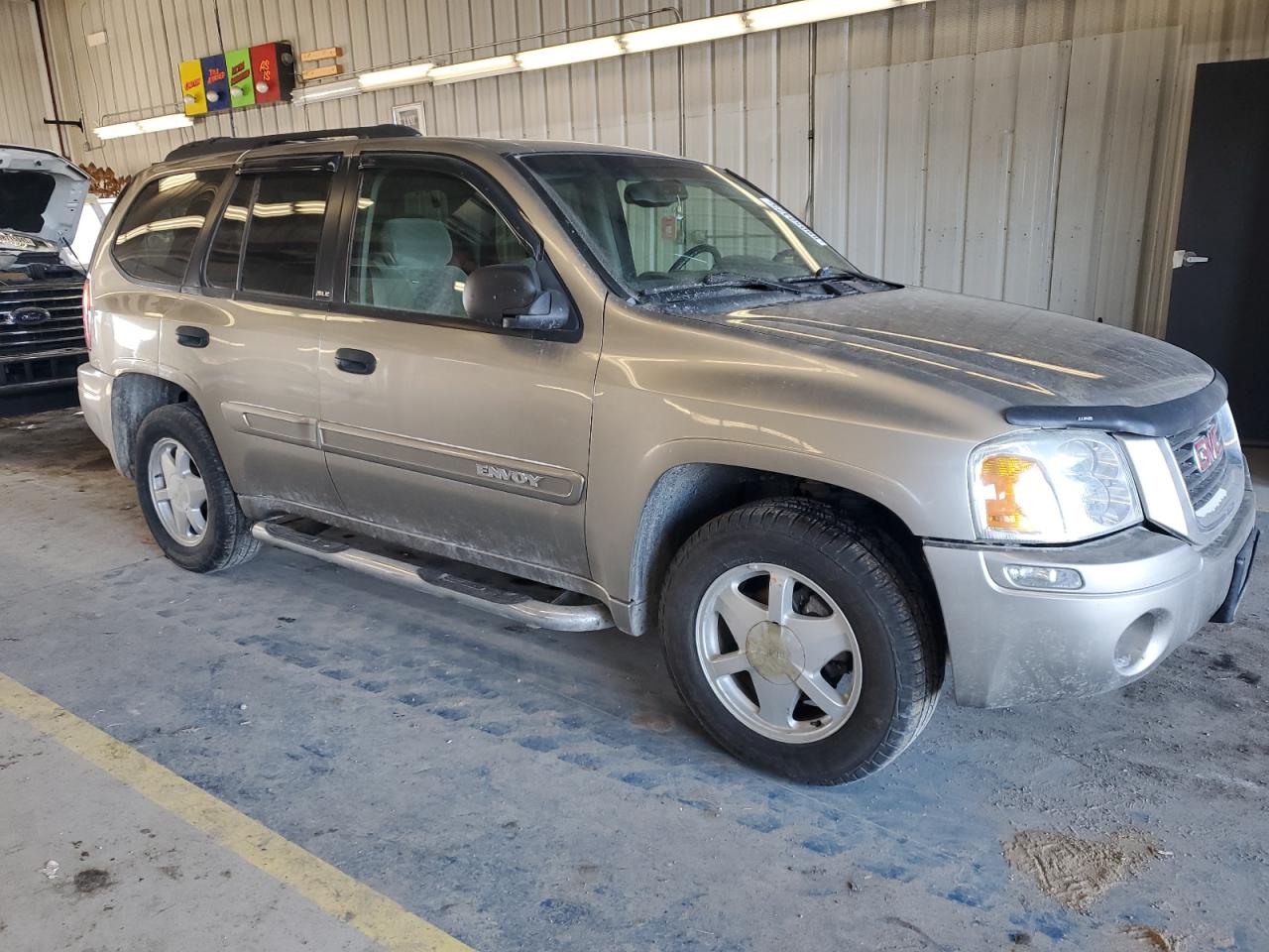 2002 GMC Envoy - Image 4