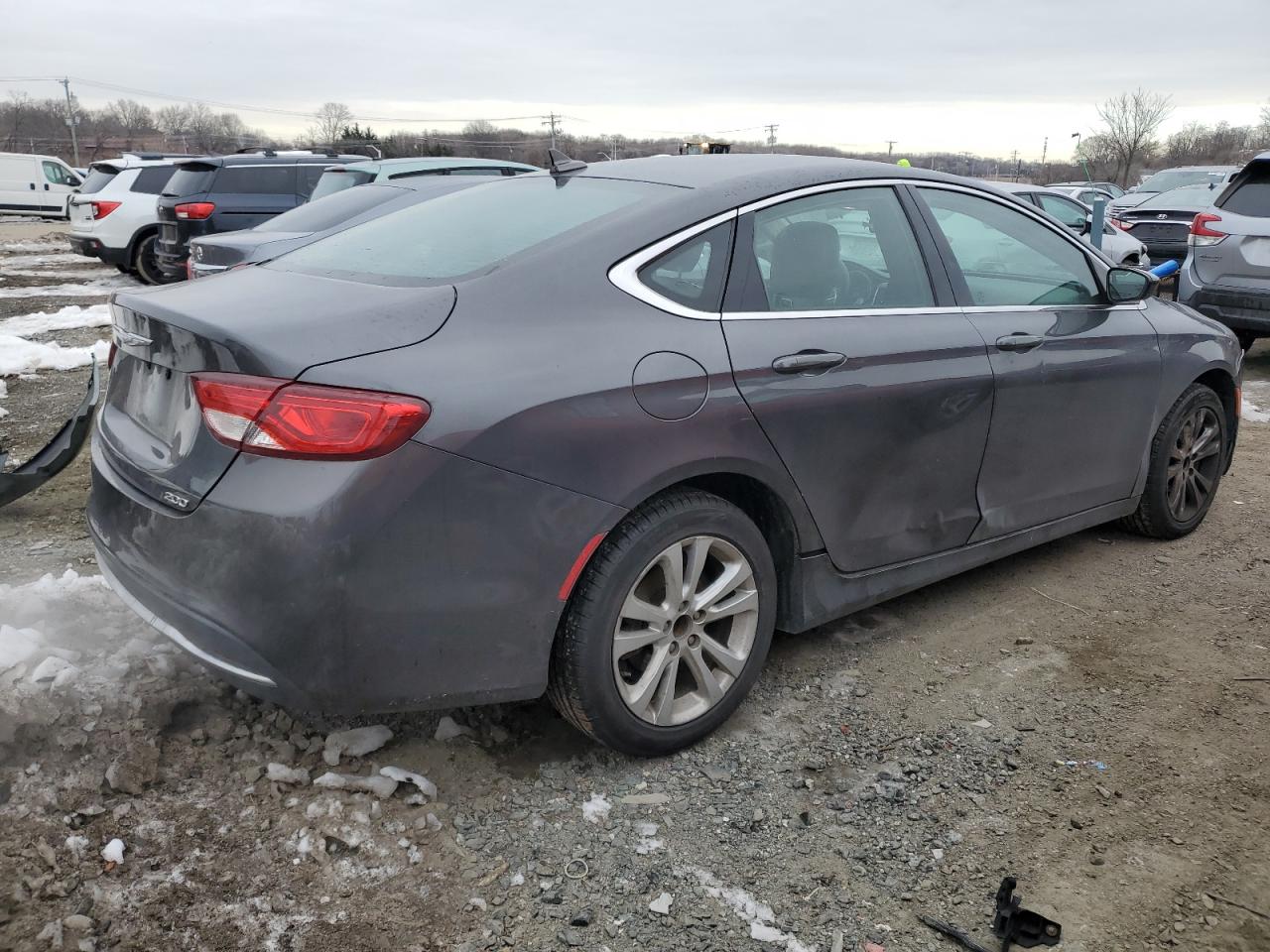 2017 Chrysler 200 - Image 3