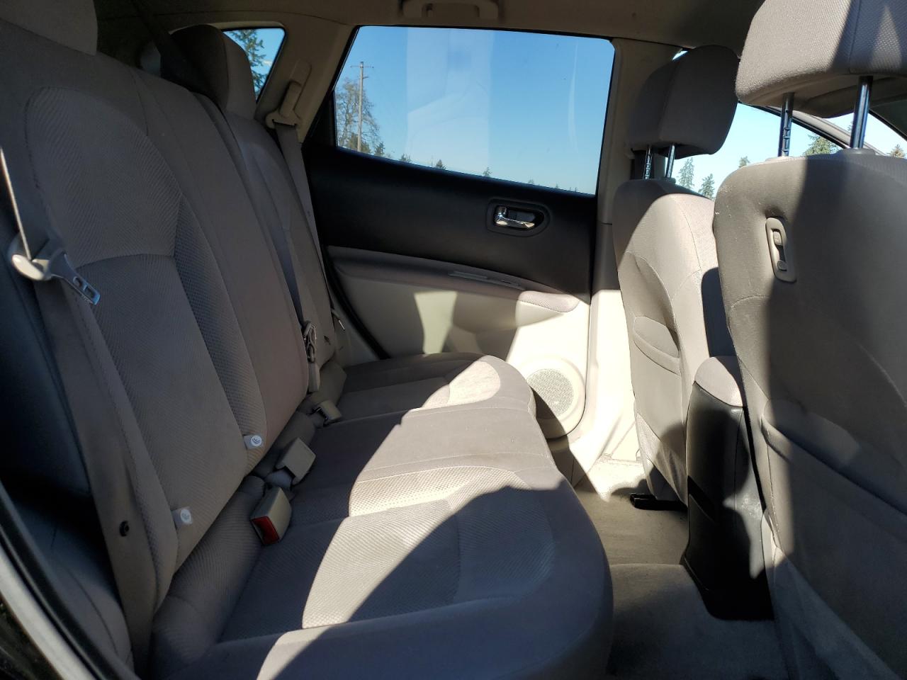 2013 Nissan Rogue - Image 11