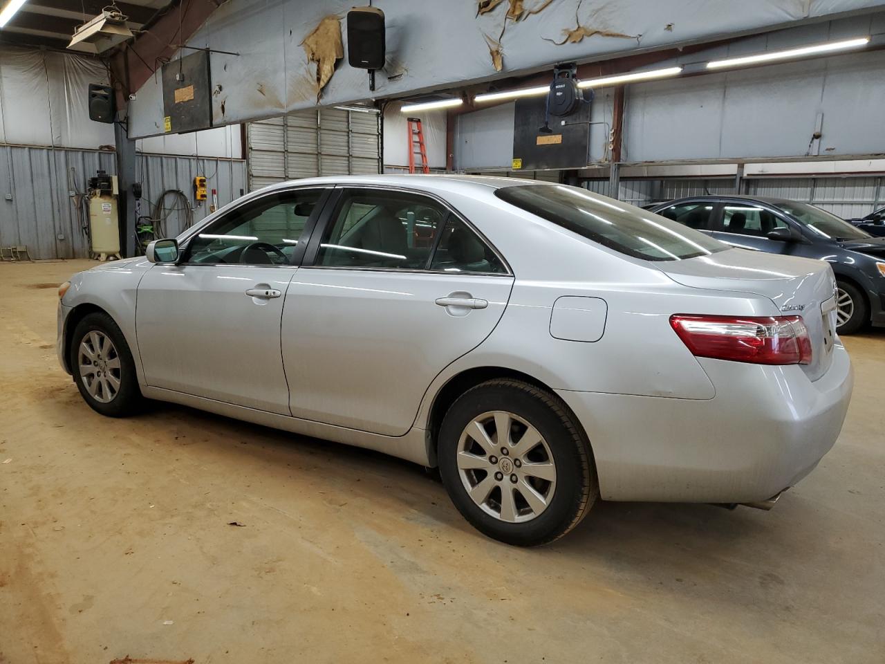 2007 Toyota Camry - Image 2
