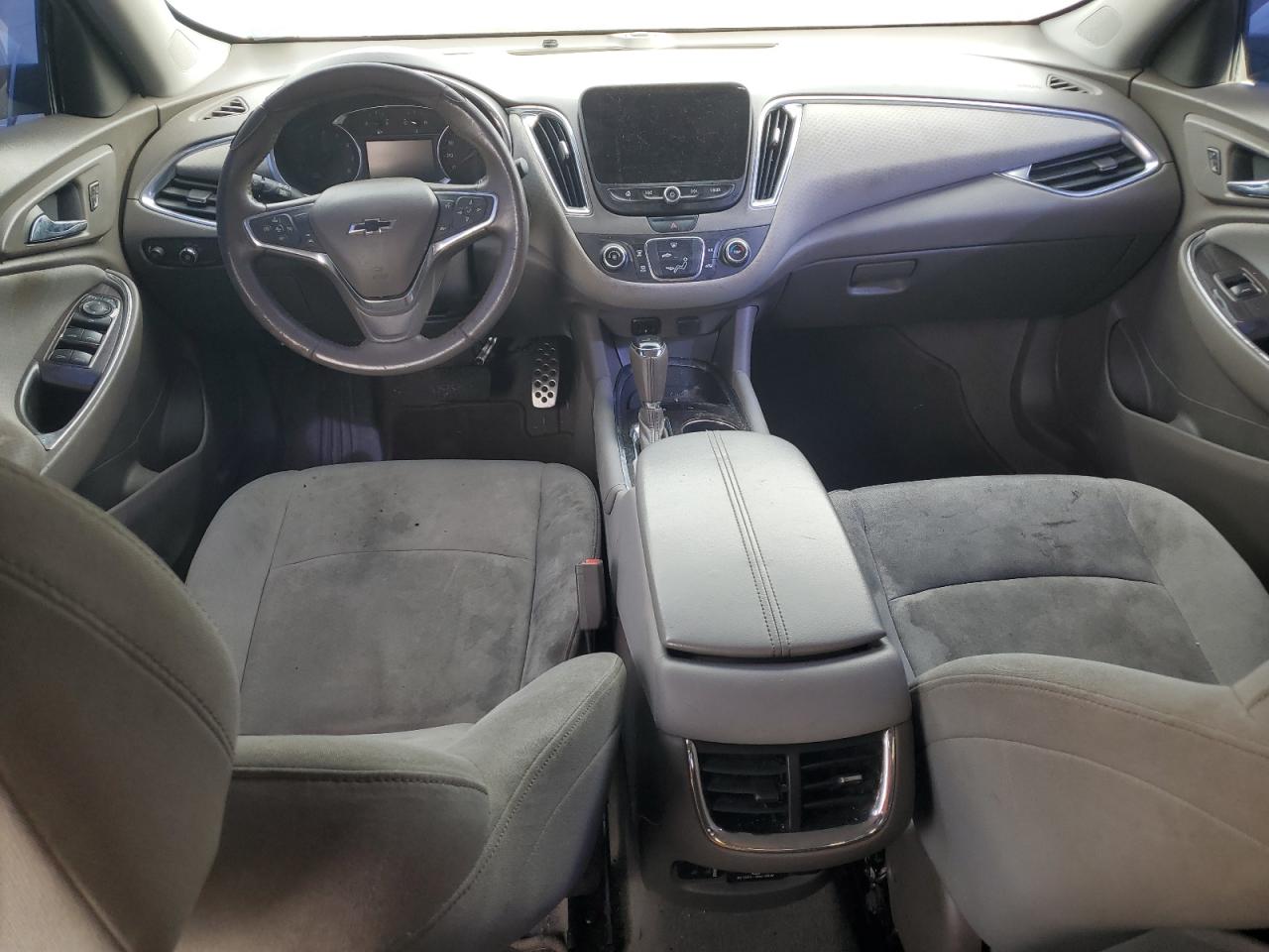 2016 Chevrolet Malibu - Image 8