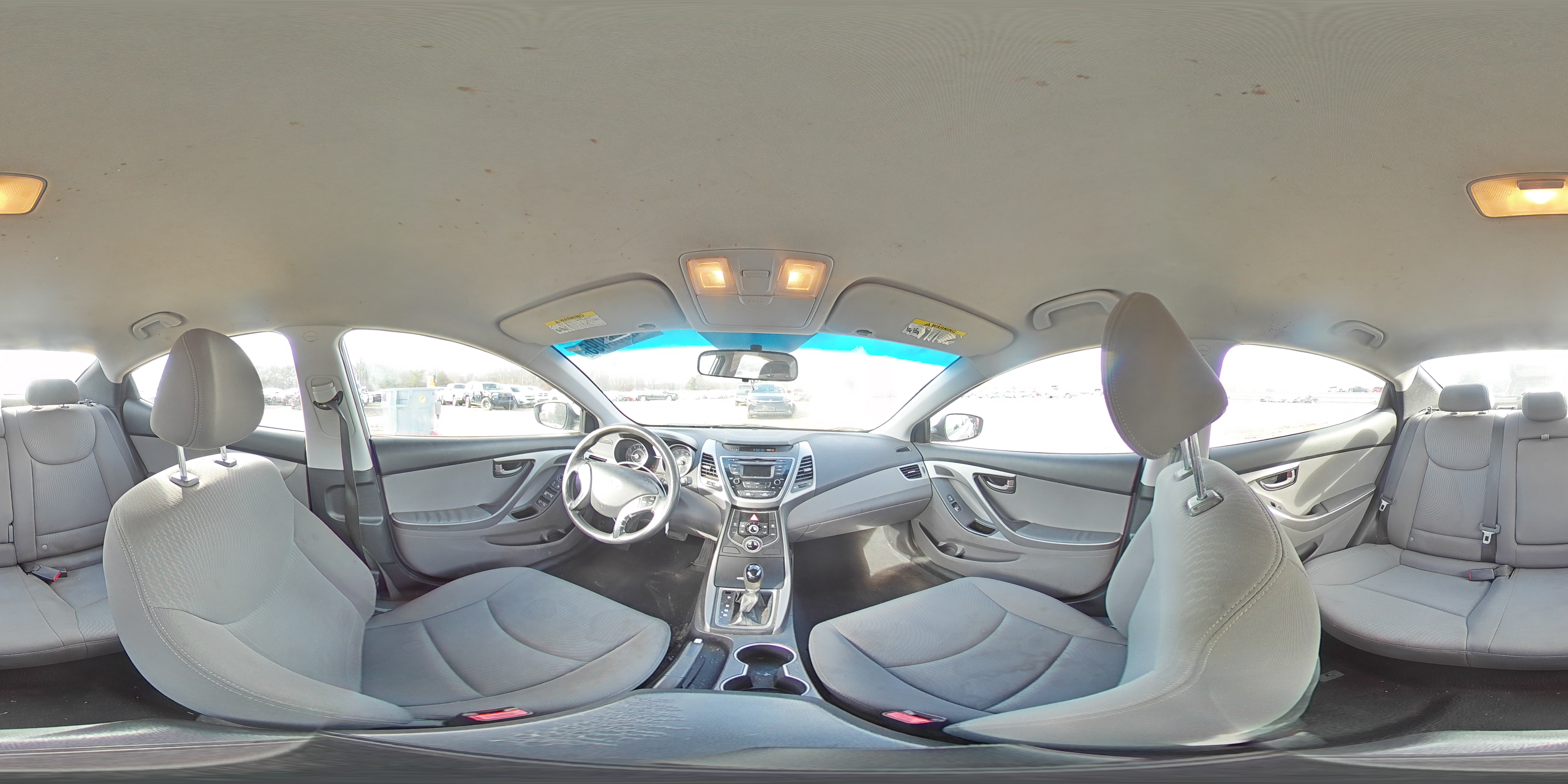 2014 Hyundai Elantra - Image 13