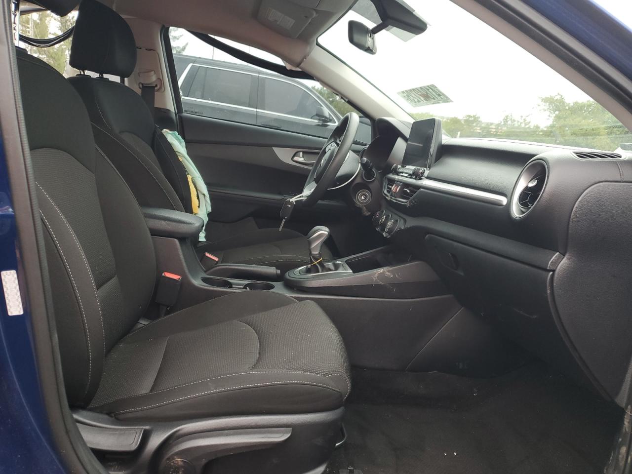 2021 Kia Forte - Image 7