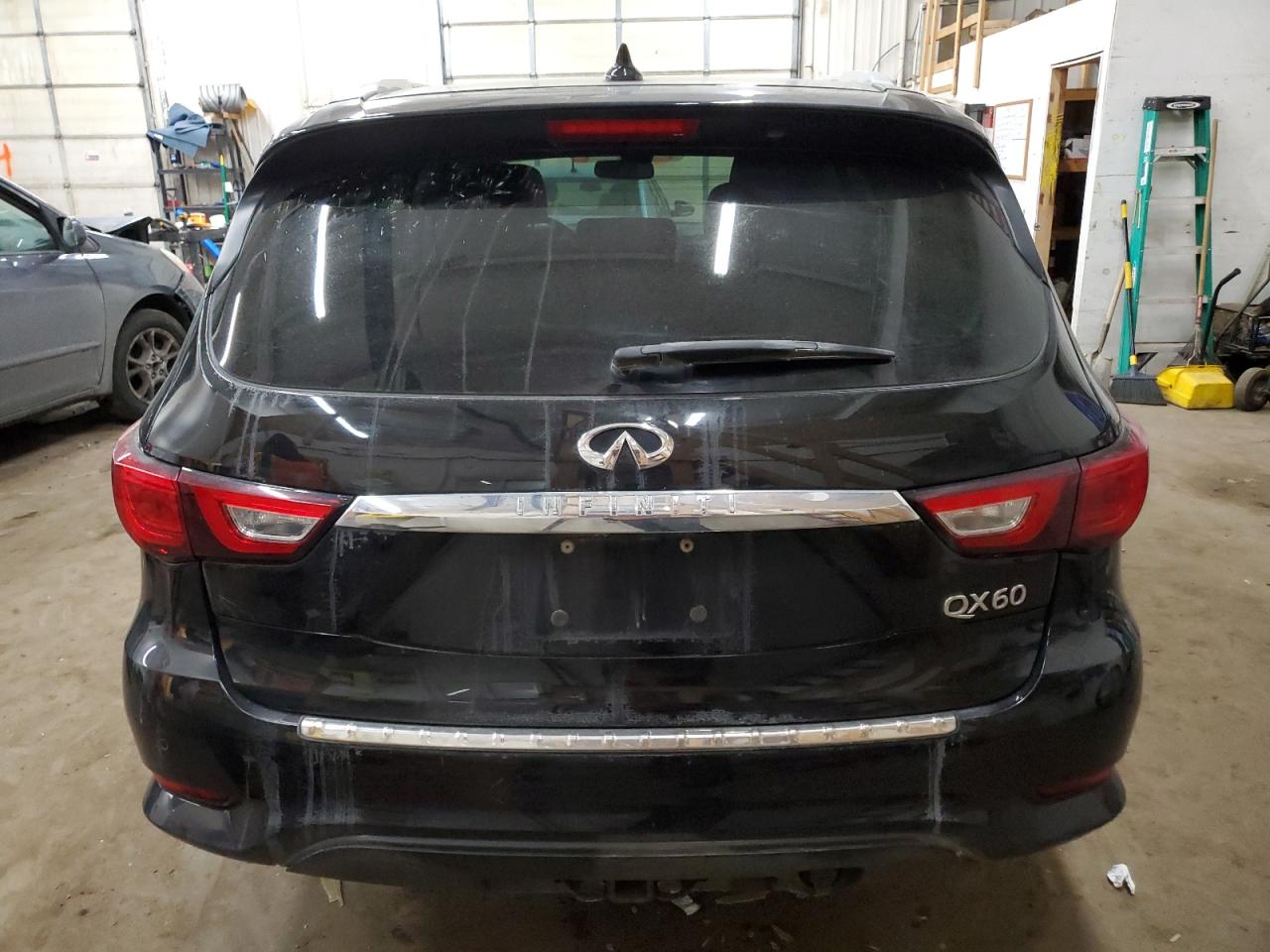 2017 Infiniti QX60 - Image 6