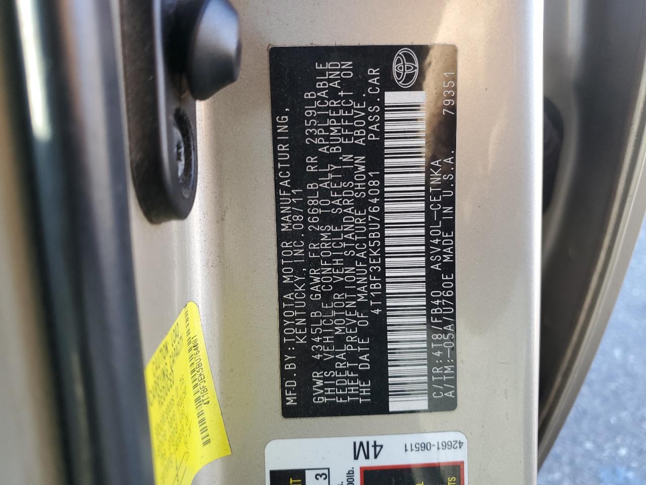 2011 Toyota Camry - Image 14