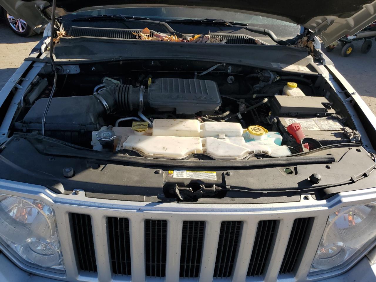 2008 Jeep Liberty (North America) - Image 11