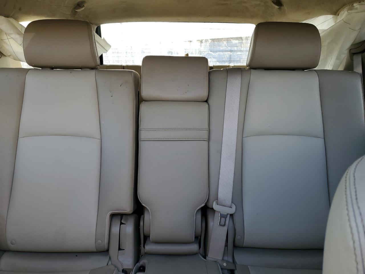 2018 Toyota 4Runner - Image 10