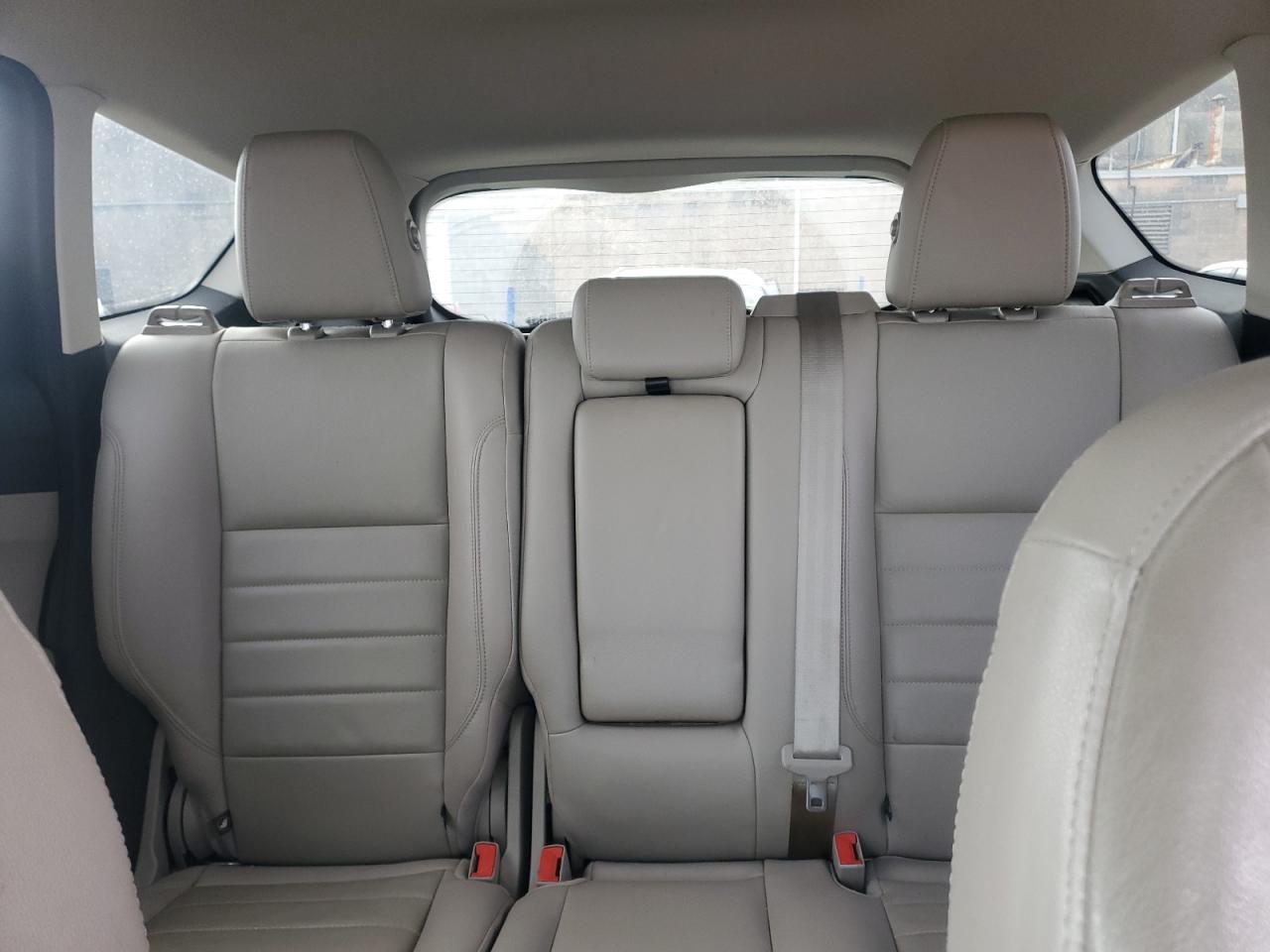 2014 Ford Escape - Image 10