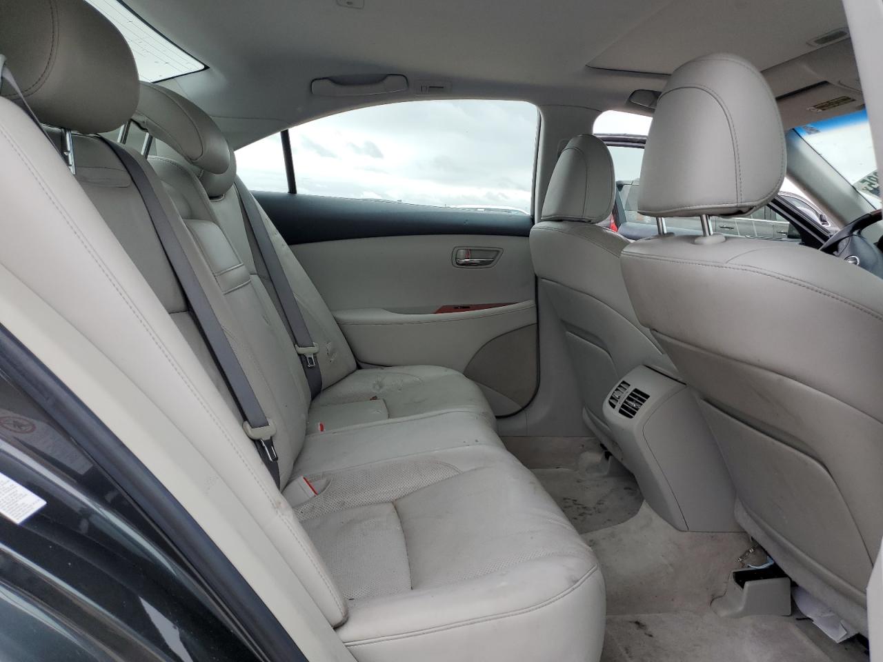 2008 Lexus ES - Image 10