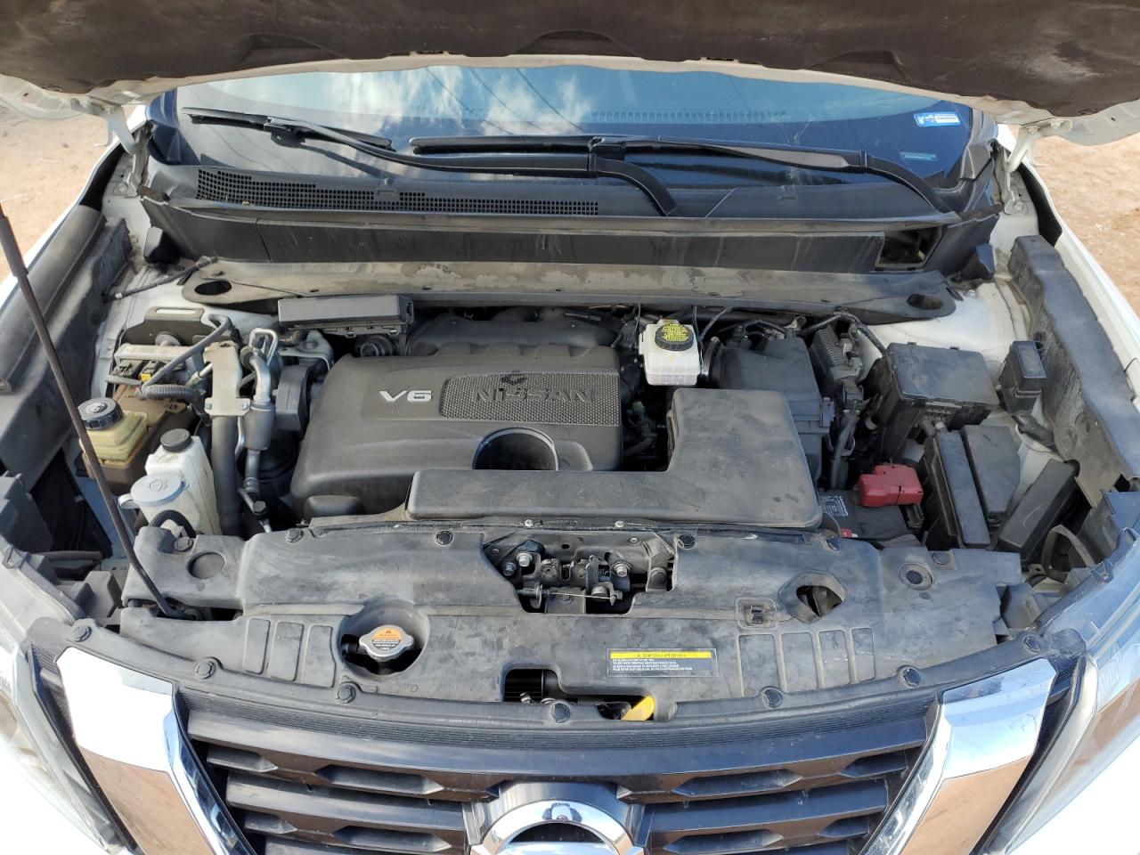 2017 Nissan Pathfinder - Image 12