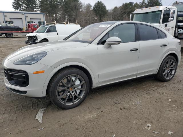 PORSCHE CAYENNE TU 2022