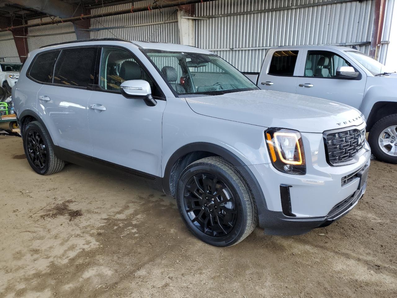 2022 Kia Telluride - Image 4