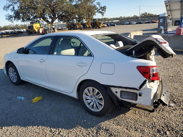 Sedans TOYOTA CAMRY 2014 Biały