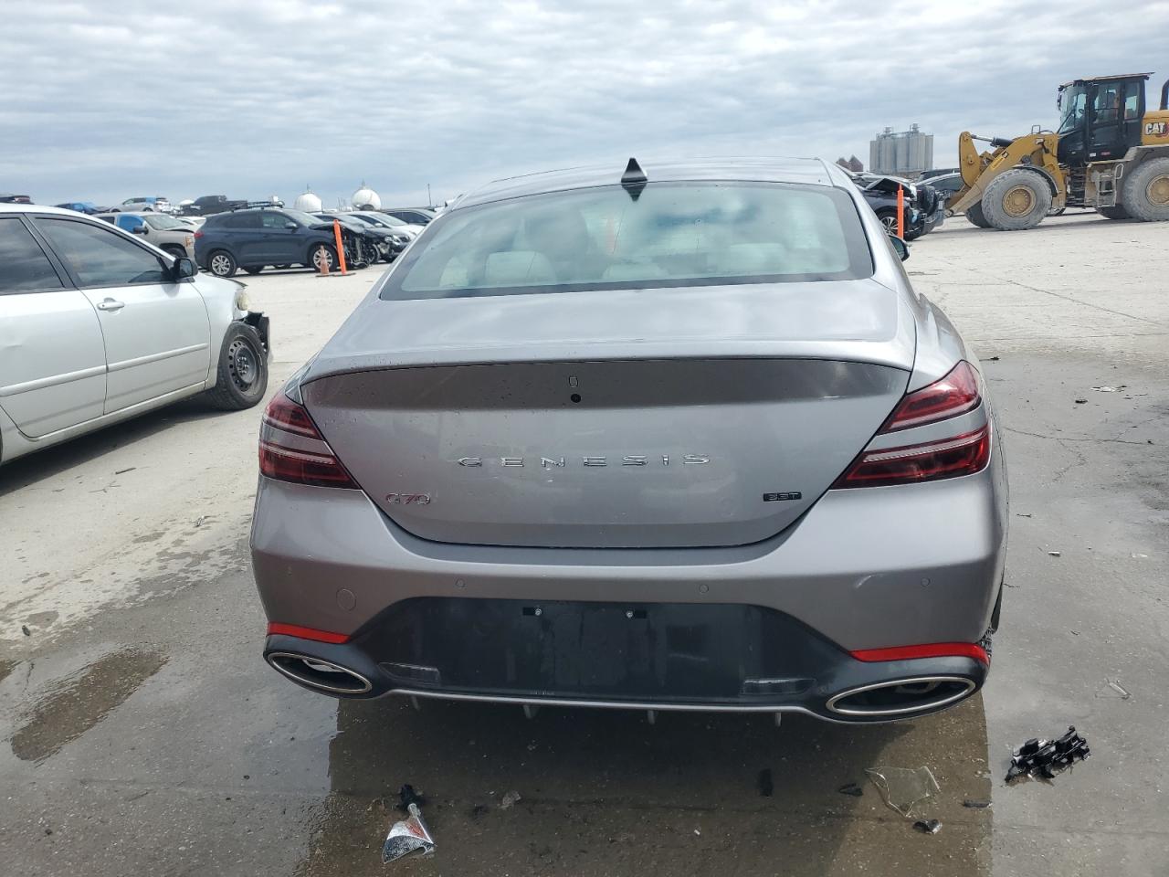 2024 Genesis G70 - Image 6