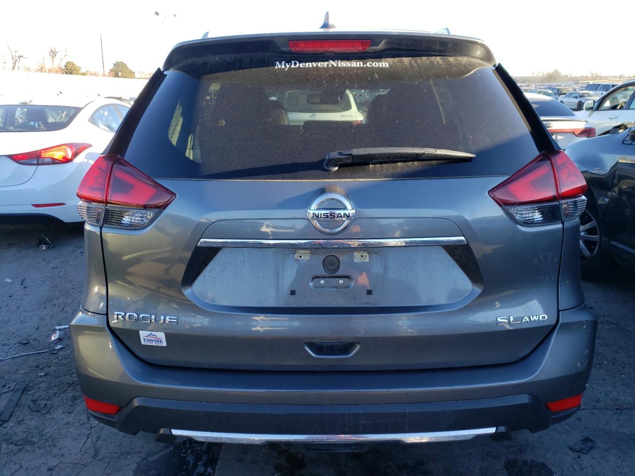 2017 Nissan Rogue - Image 6