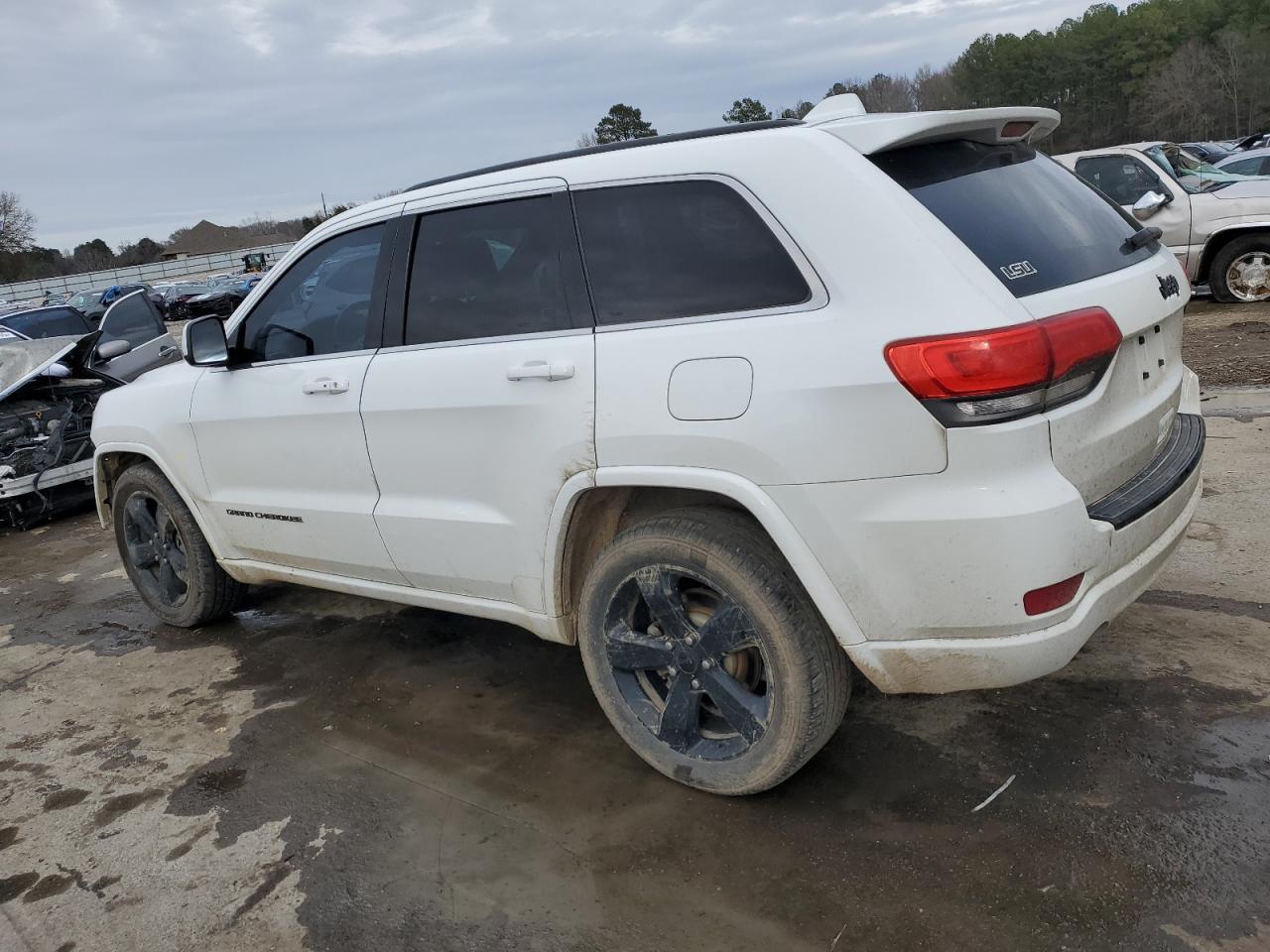 2015 Jeep Grand Cherokee - Image 2