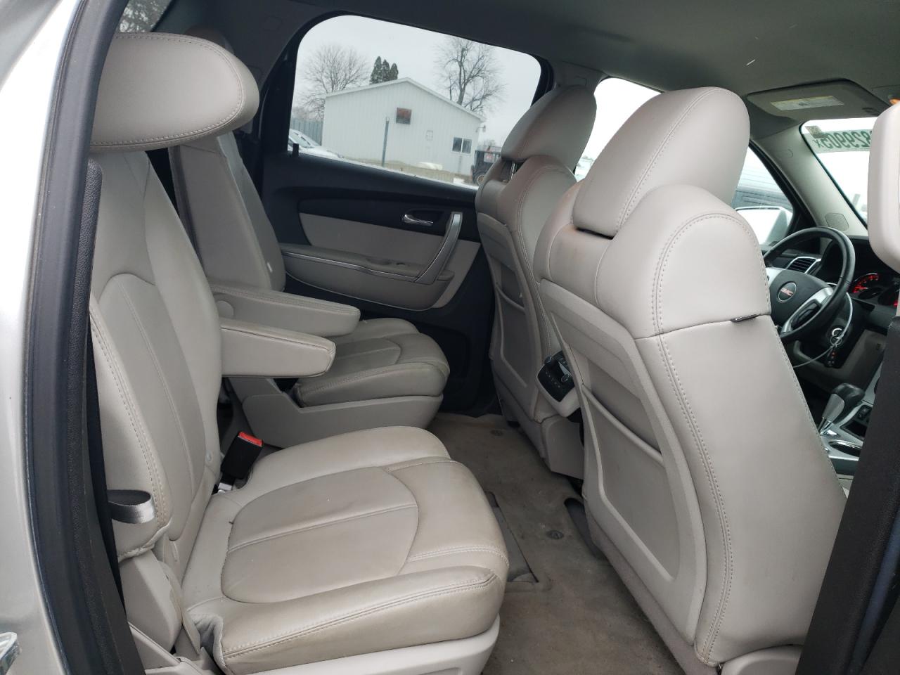 2012 GMC Acadia - Image 11