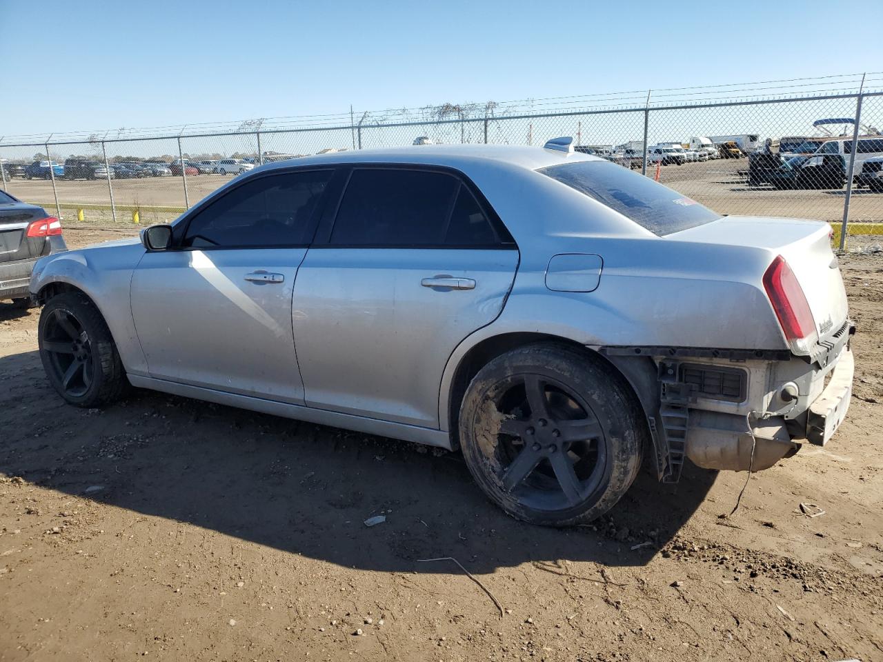 2021 Chrysler 300 - Image 2