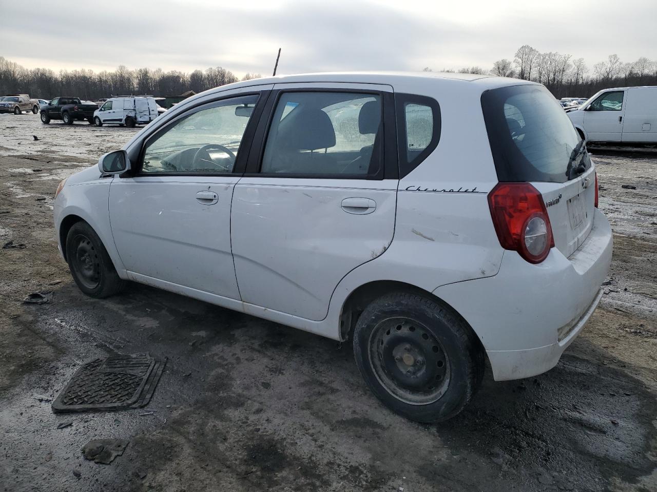 2009 Chevrolet Aveo - Image 2