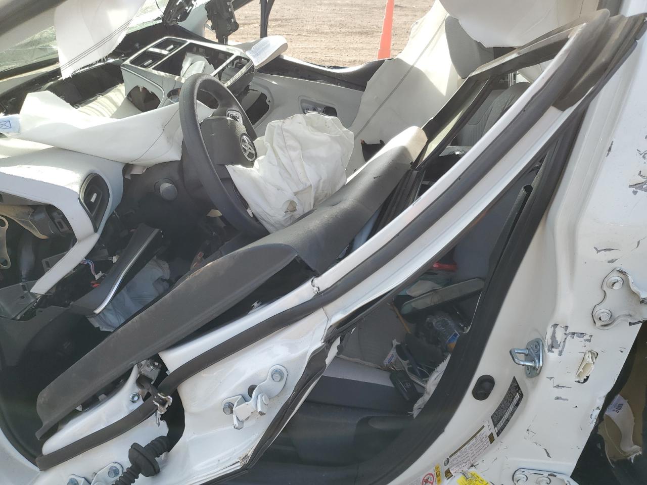 2017 Toyota Prius - Image 7