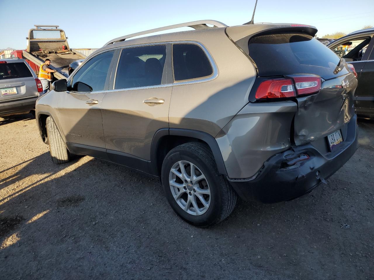2017 Jeep Grand Cherokee - Image 2