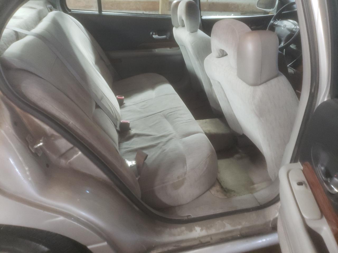 2005 Buick LeSabre - Image 10