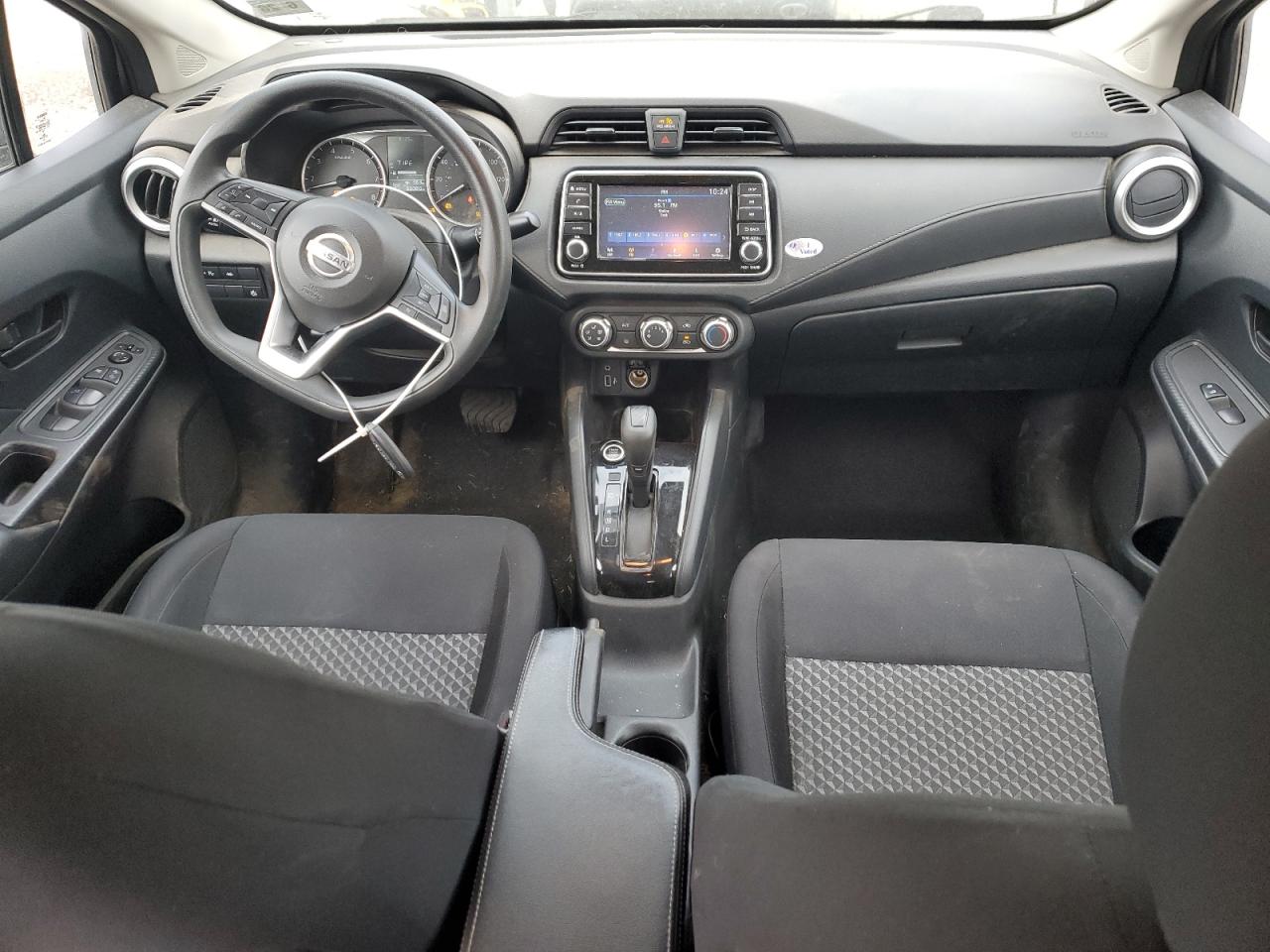 2021 Nissan Versa - Image 8