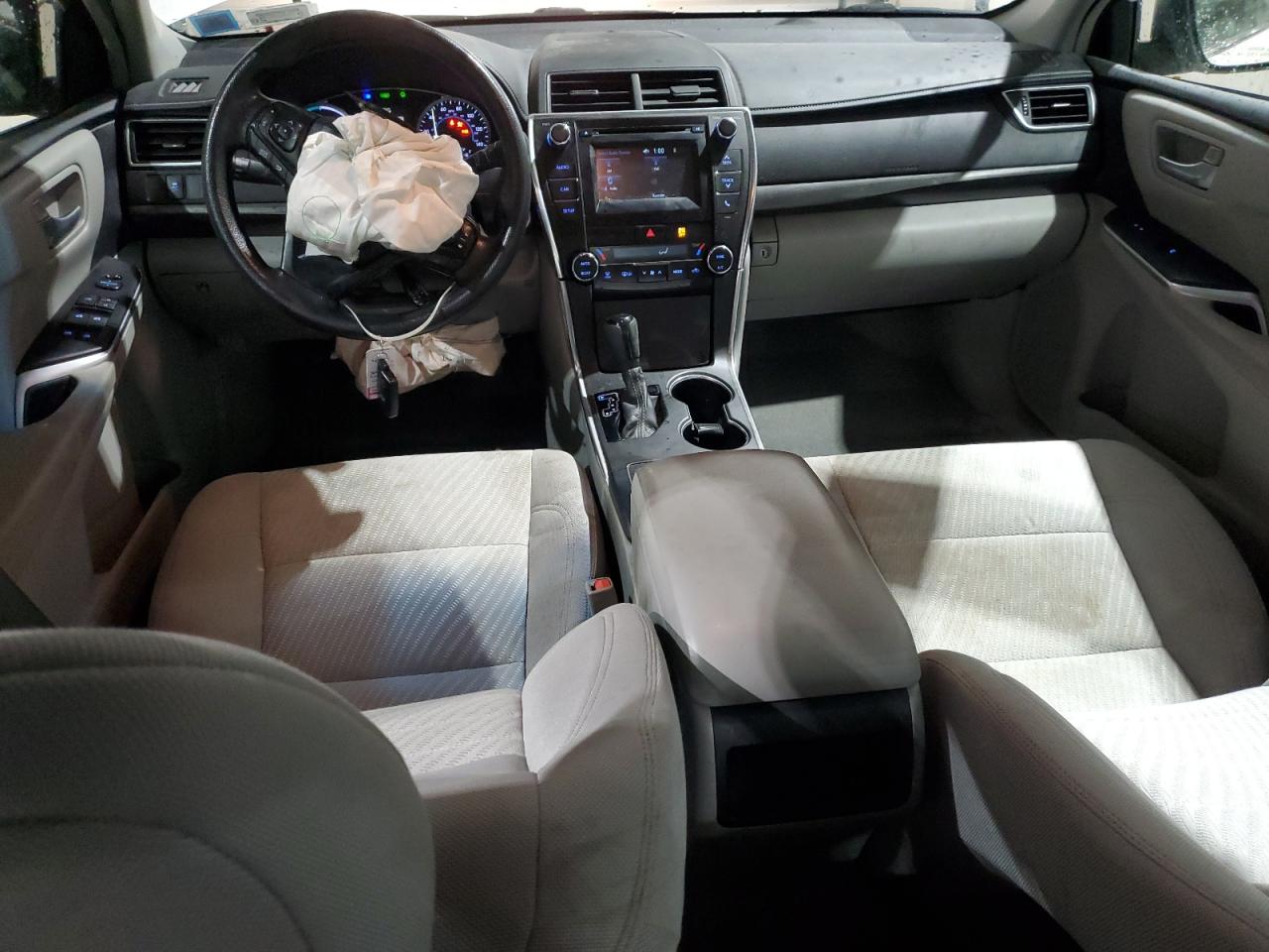 2015 Toyota Camry - Image 8