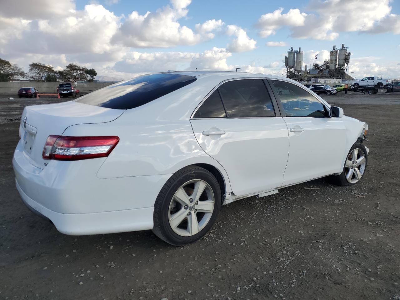 2010 Toyota Camry - Image 3