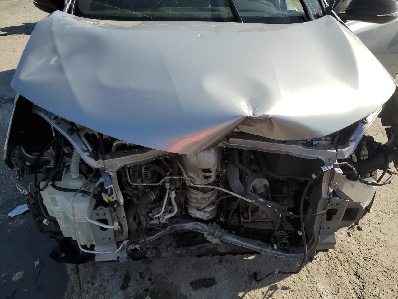 2018 Toyota RAV 4 - Image 12