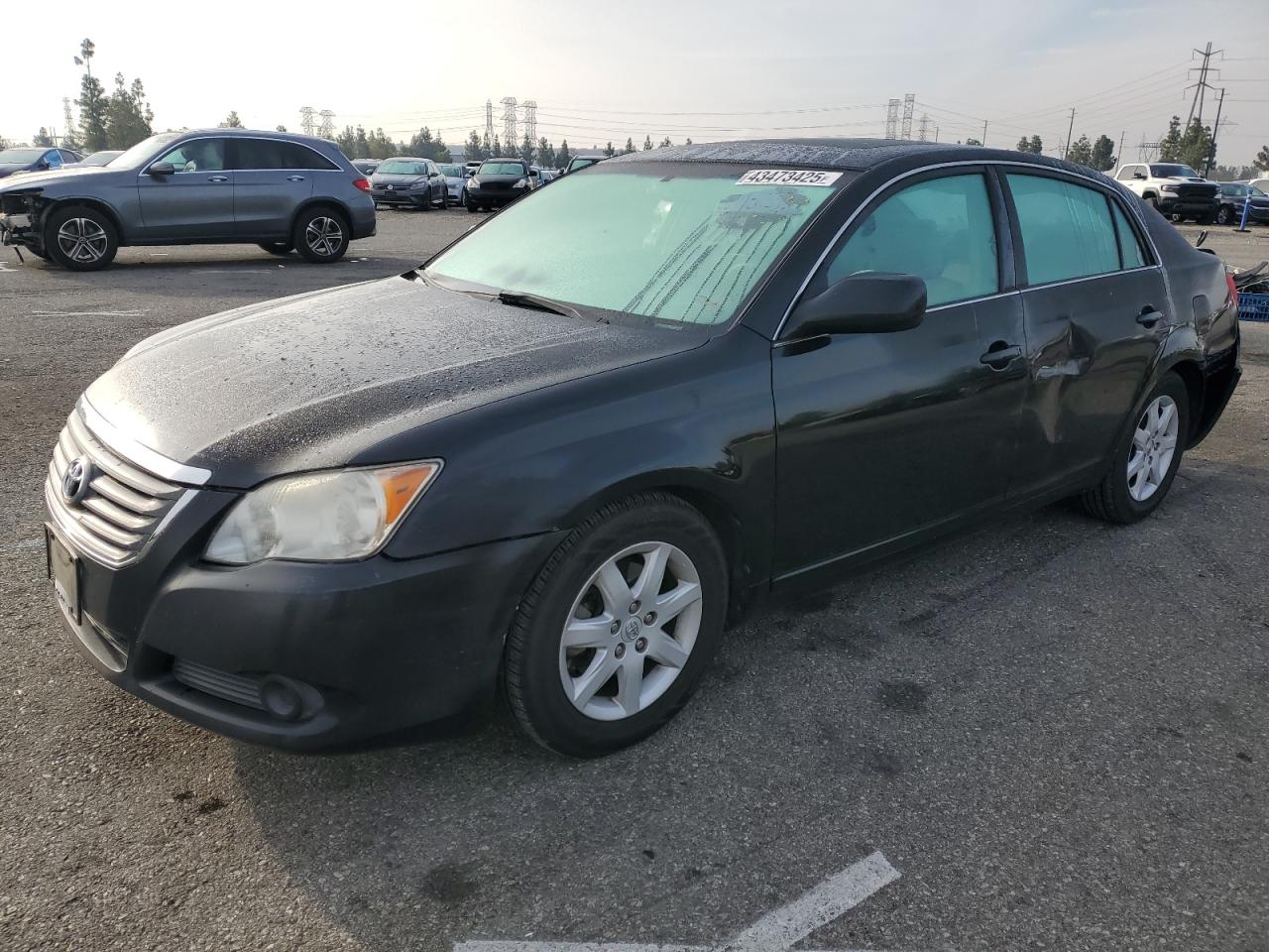 2008 Toyota Avalon - Image 1