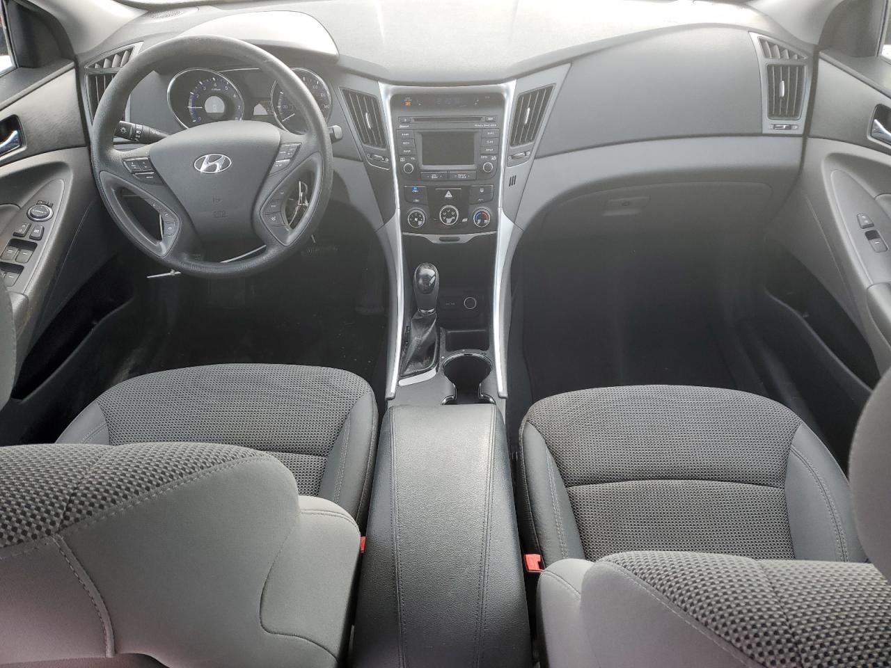 2014 Hyundai Sonata - Image 8