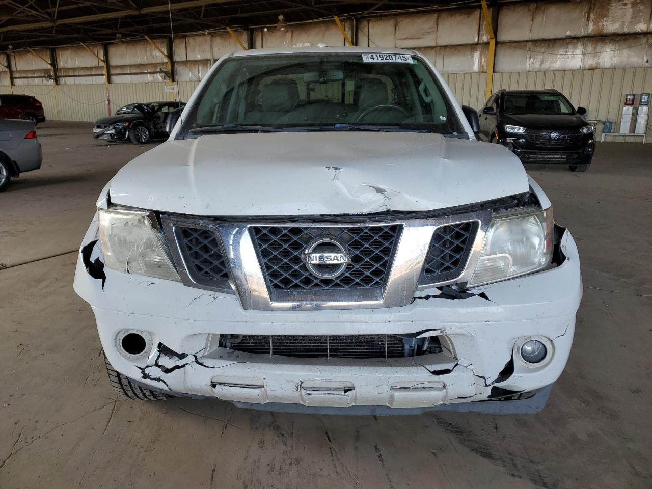 2017 Nissan Navara (Frontier) - Image 5