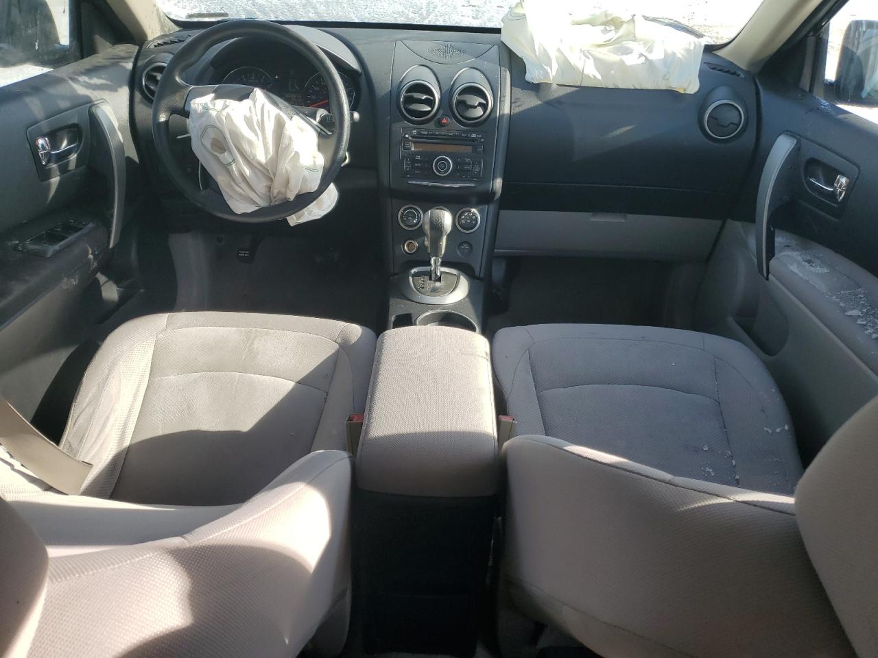 2011 Nissan Rogue - Image 8