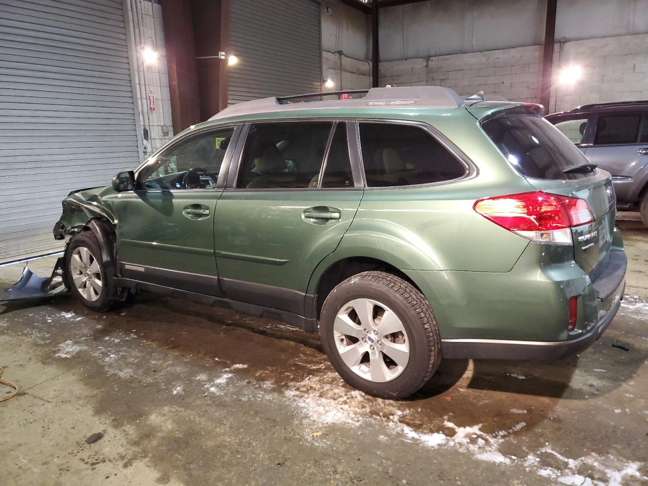 2012 Subaru Outback - Image 2