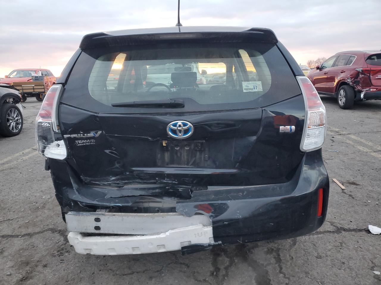 2017 Toyota Prius - Image 6