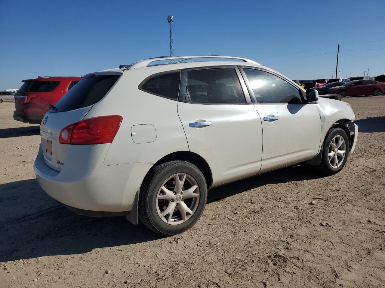 2010 Nissan Rogue - Image 3
