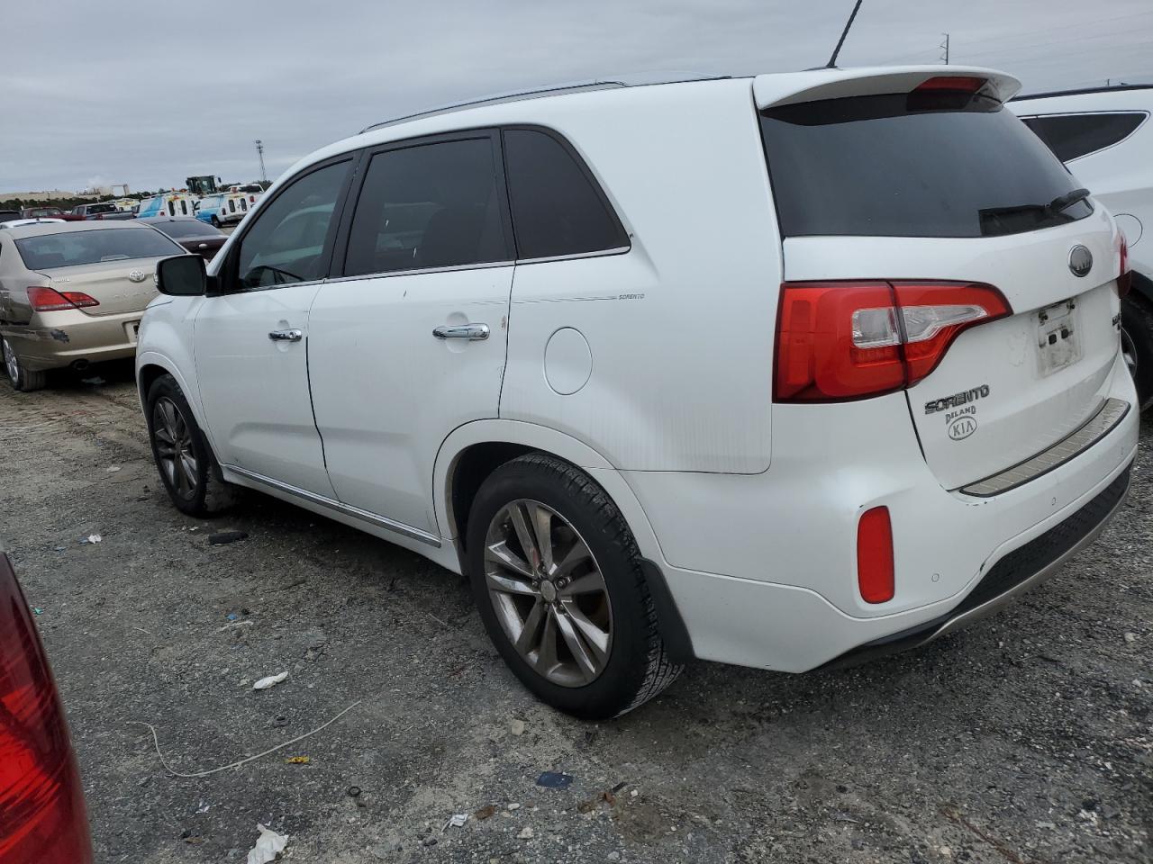 2014 Kia Sorento - Image 2