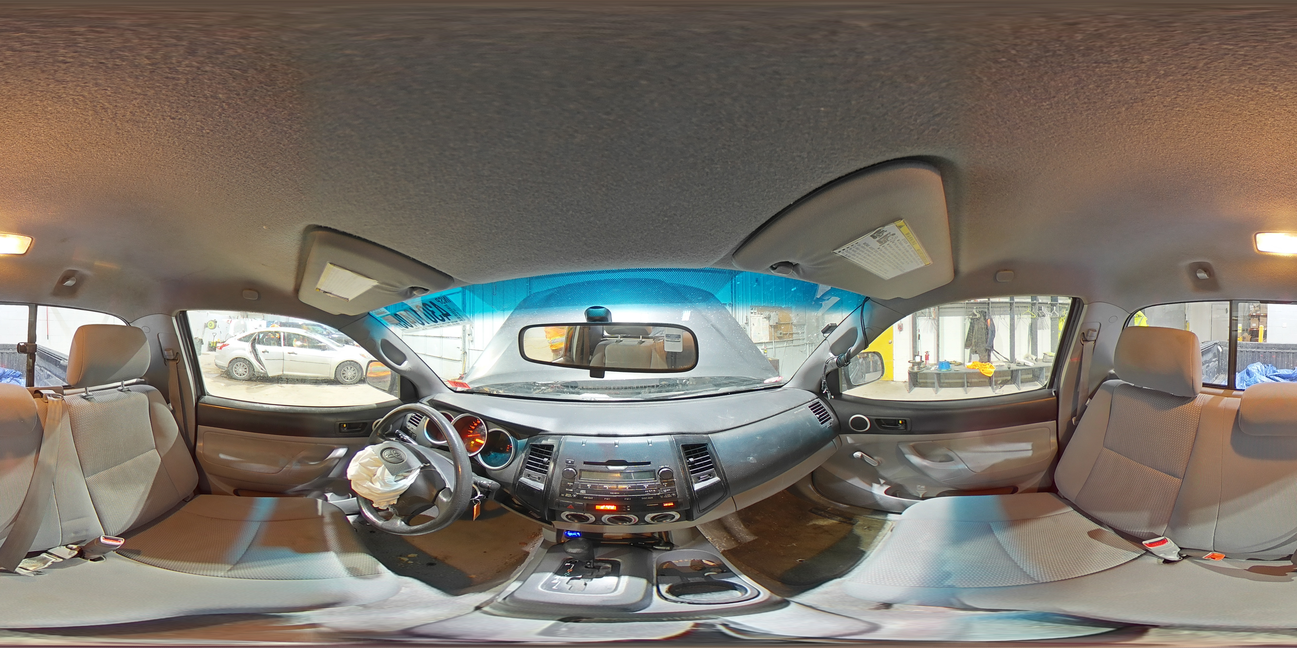 2010 Toyota Tacoma - Image 13