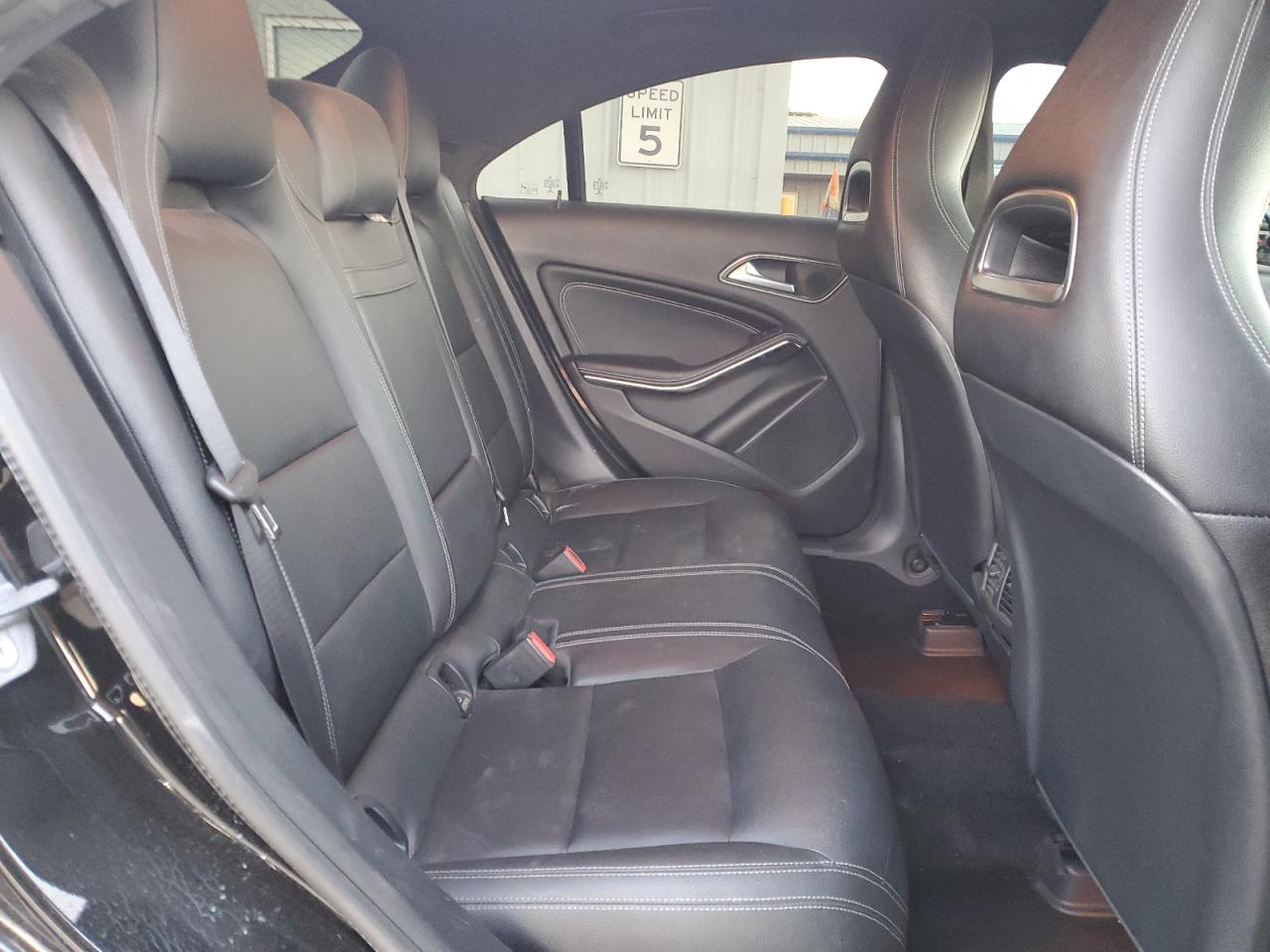 2018 Mercedes-Benz CLA-klasse - Image 11